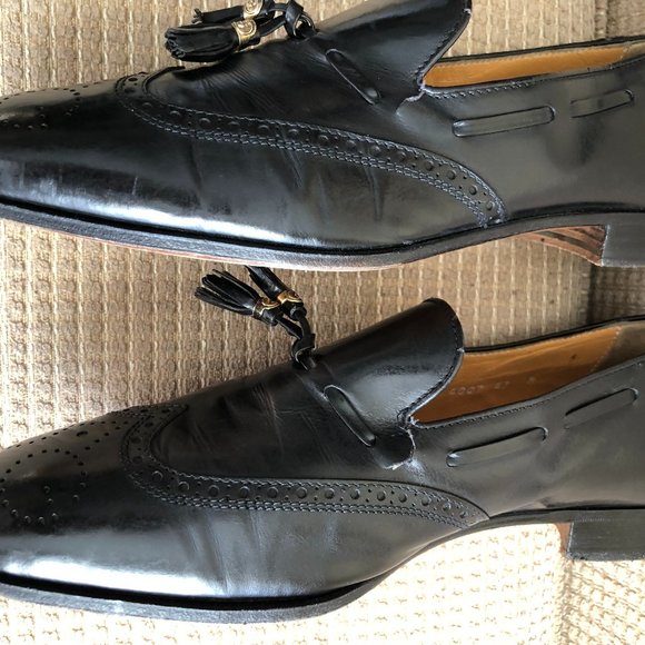 Gucci Men\'s Black Leather Tassels Shoes .
